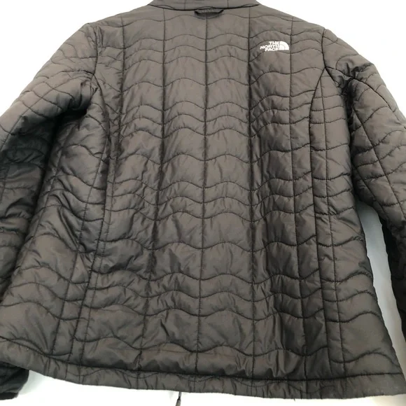 The North Face Quilted Zip-Up Coat- Large - Picture 4 of 16